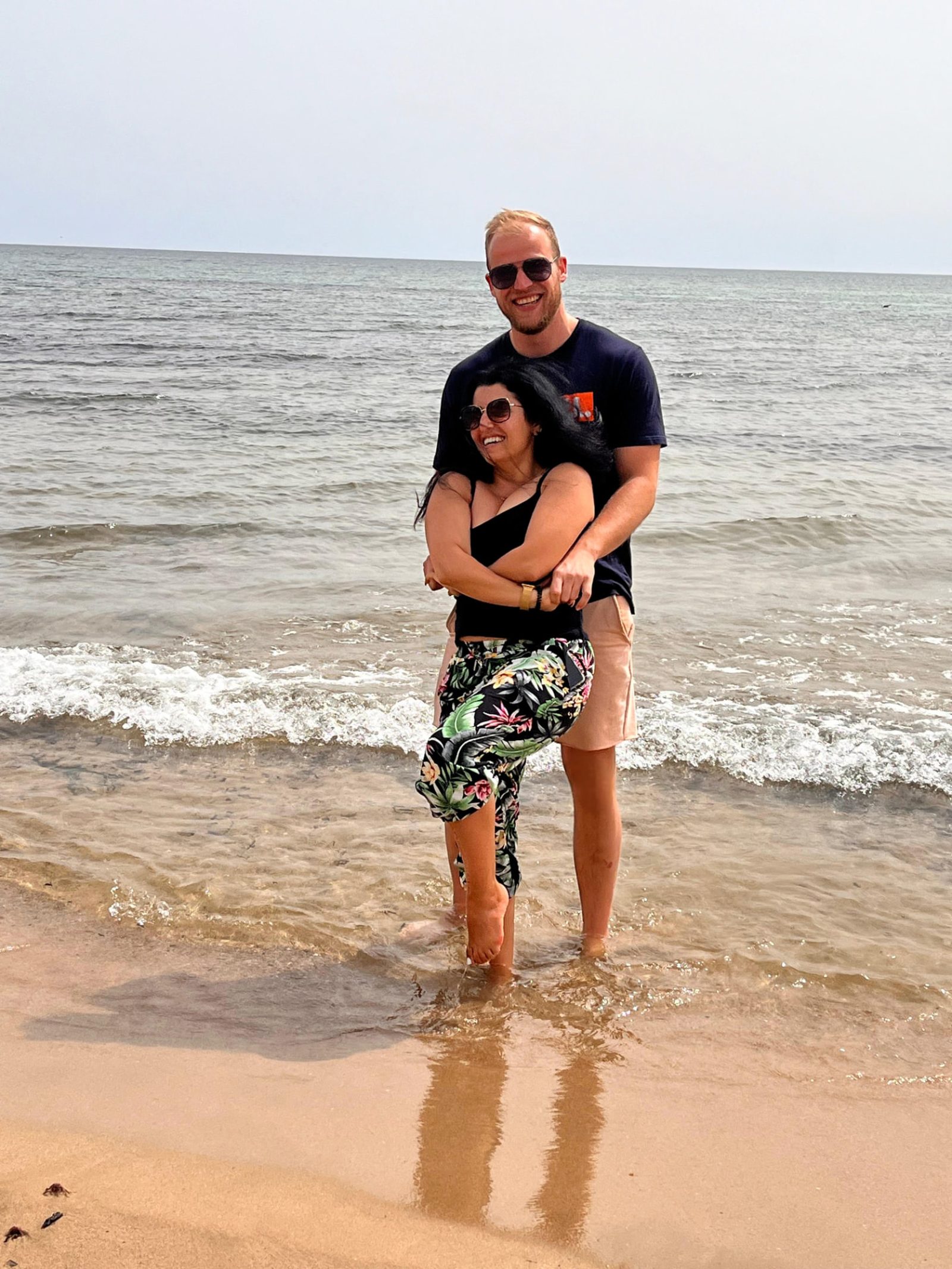 Niels and Lusi on the beach at the Costa Blanca